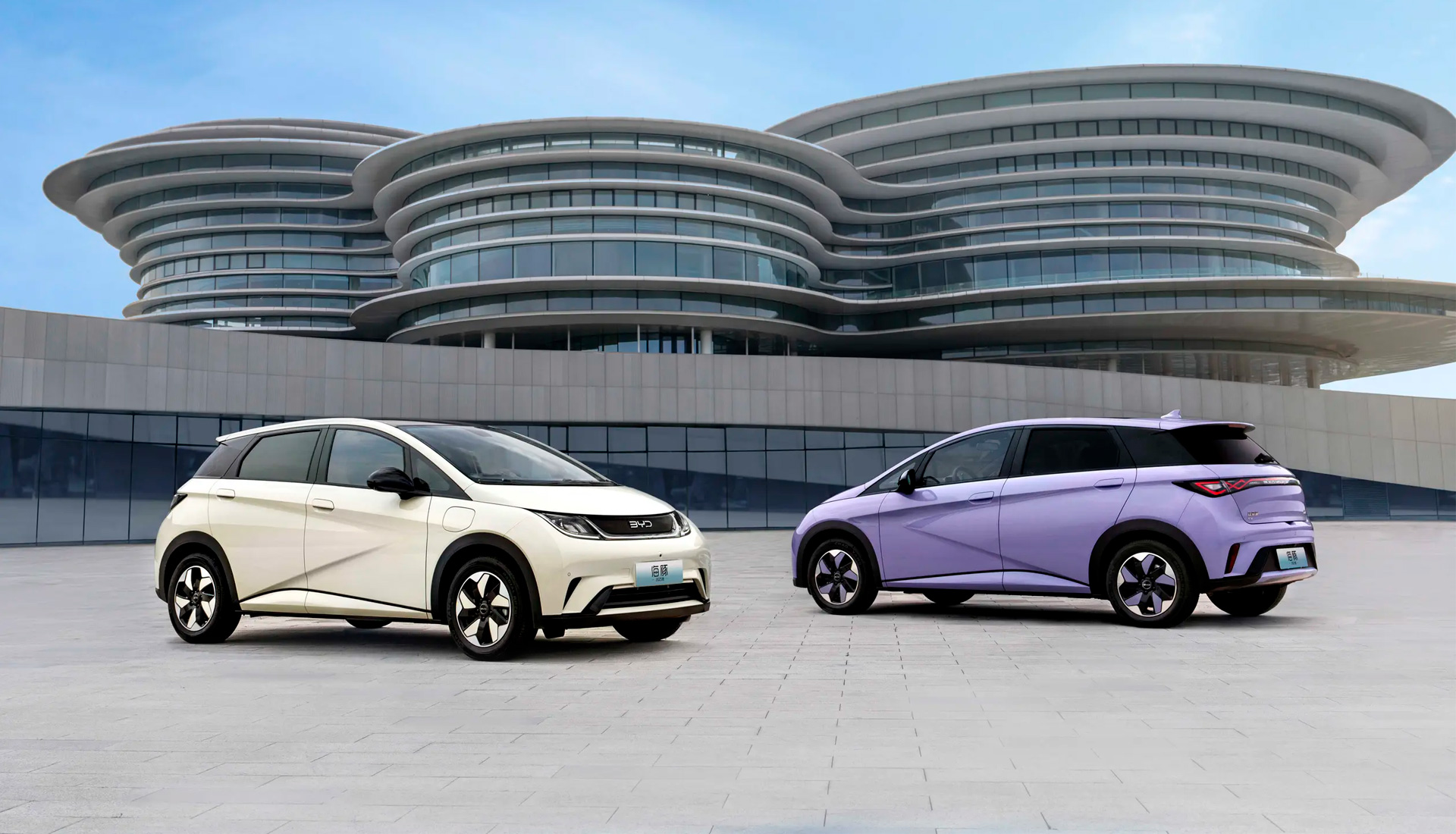 Электромобиль BYD Dolphin